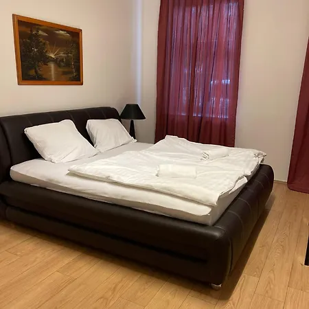 Lovely 1Br Apt 15 Min To Center - Prime Location