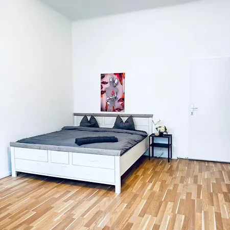 Modern Studio Stay Near Stadthalle