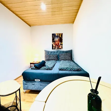 Cozy 4Br Apt For Up To 12P 10-Min To Fac Platz