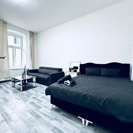 Stylish Studio Apt, 15 Minutes To Rathausplatz