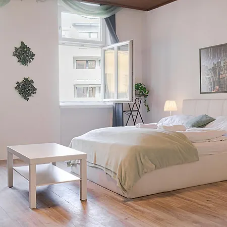 Spacious 2Br Apt Perfect For Longstays