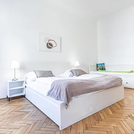 Stylish Apt For Longstays Margareten, Up To 5P