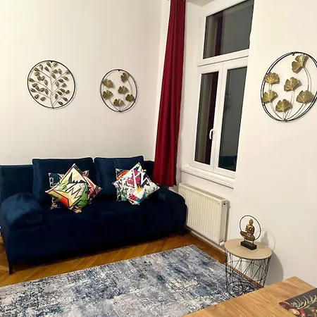 Zentral Gelegene Altbauwohnung