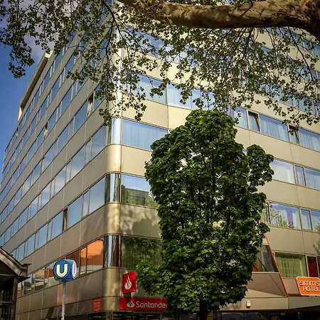 Simm's Hotel