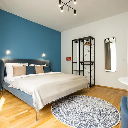 Bright Stylish Apartment In A Top Location