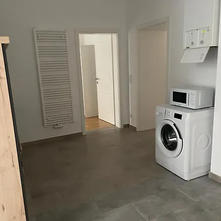 Central Station Long-Term Apartment