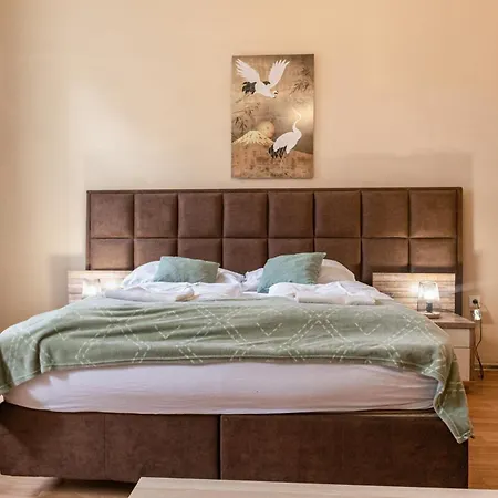 2Br Apt, Suitable For Longstays, Central Location