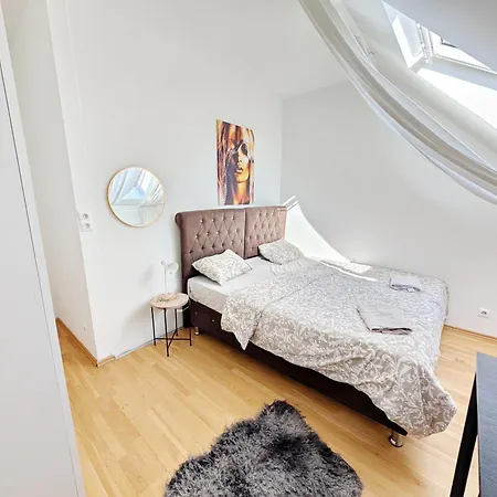 Lovely Rooms In Maerzstrasse Area Mz49