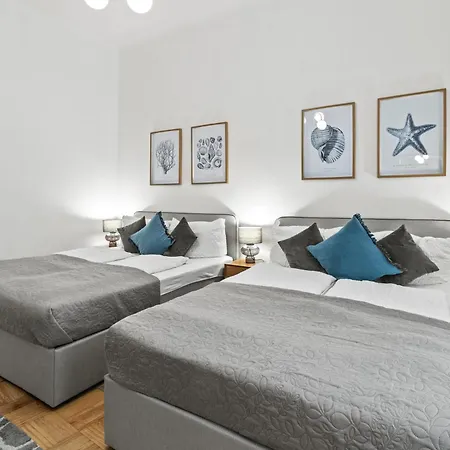 Close To Augarten, 5 Min Walk To U4 Friedensbruecke