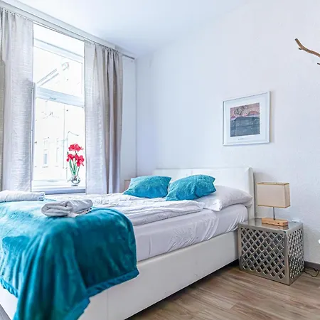 Bright Getaway, Ideal for Friends & Couples