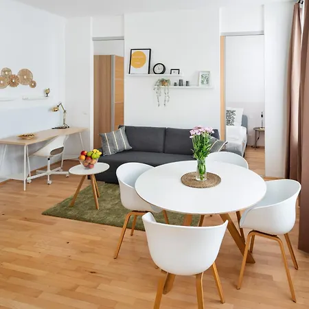 Elegantes 2-Zimmer-Atelier