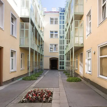 Vienna Prestige Boutique Apartments City Center