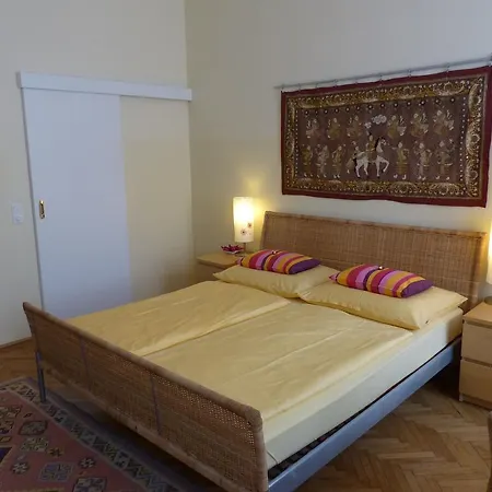 Stadtnest Bed&Breakfast