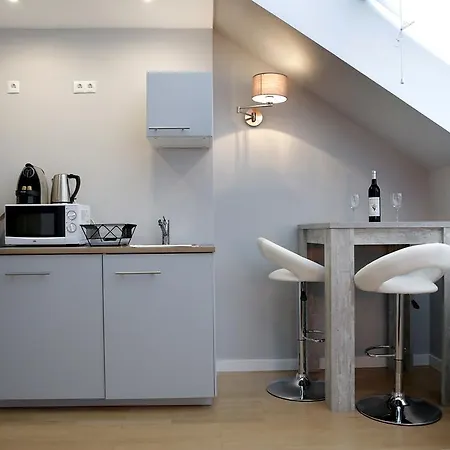 Kimi Apartments