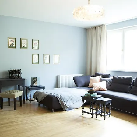 Larogy Apartments
