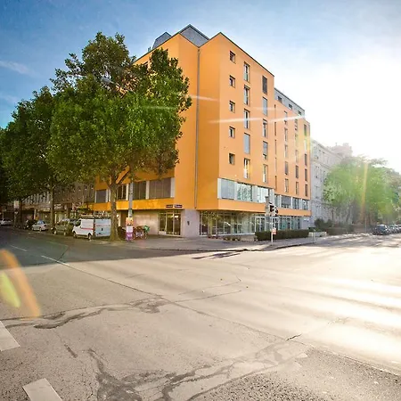 Prater Apartments
