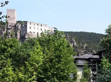 Schwarz Wienerwald Appartements
