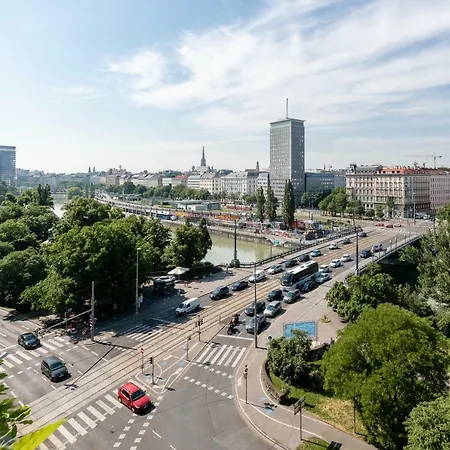 Skyflats Vienna Ring View Apartment