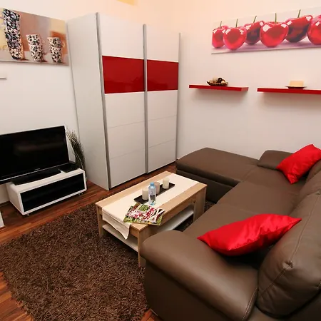 Checkvienna - Waehringer Strasse Apartment