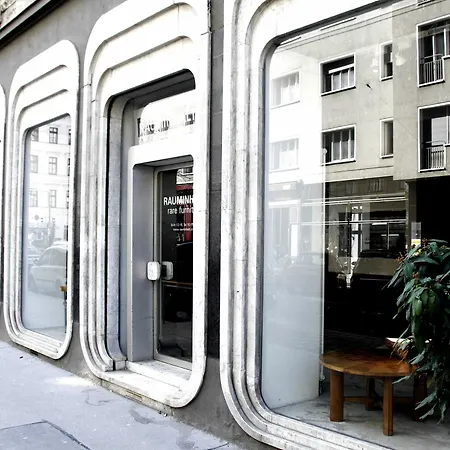 Opera Street Apartments