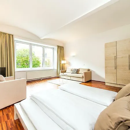 Beautiful Apartment In Vienna'S Heart