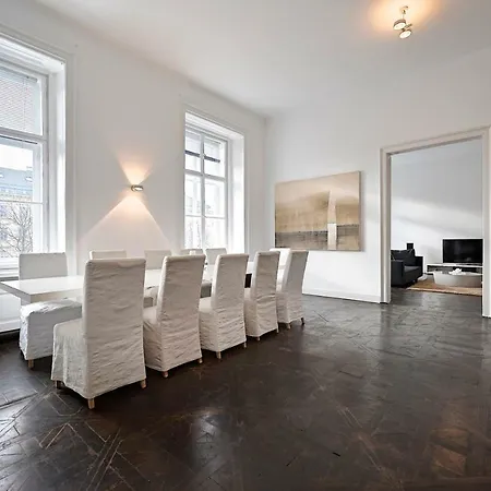 Opernring Apartments