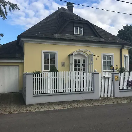 Villa Haus In Idyllischer Lage