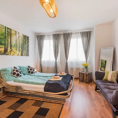 10 Min. Downtown - Metro 100M - Parking Apartment
