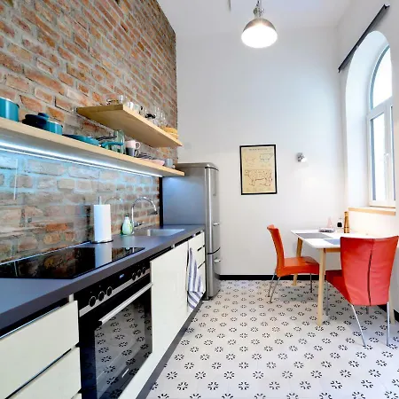 Апартаменты Central Studio With Terrace & Self-Check-In