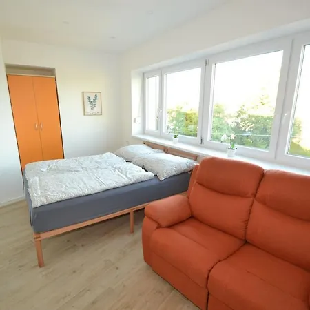 Schonbrunn Apartment