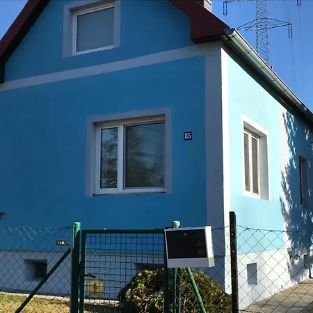 Villa Lovely House For Relaxing Trips